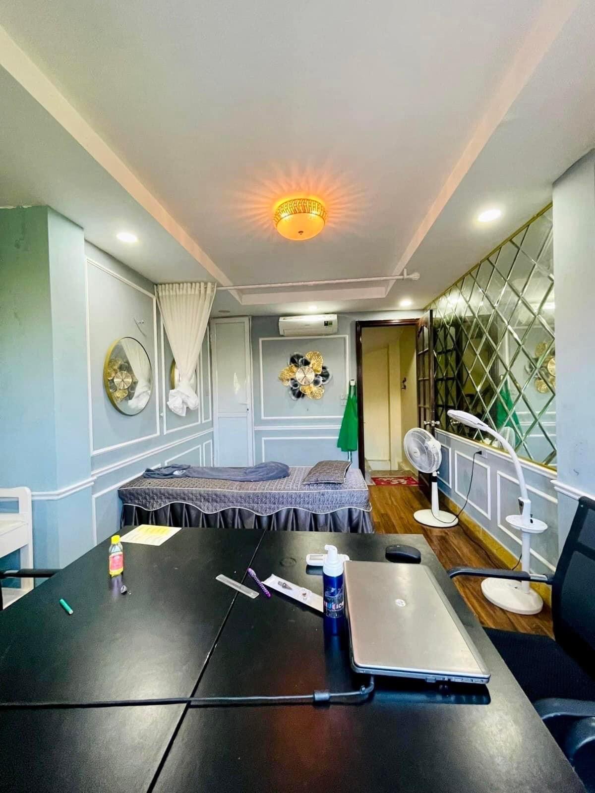 Chỉ 5tỷ 9 có ngay nhà mặt phố Vĩnh Tuy -vỉa hè -kinh doanh đỉnh