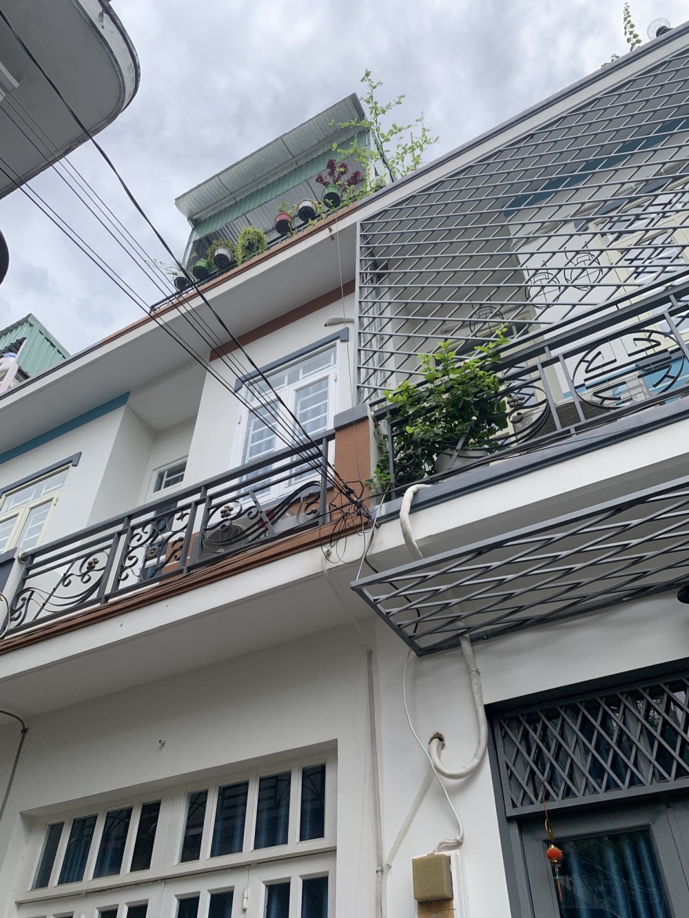 NGỘP GẤP GẤP CHỈ 1TY6 VÀO Ở ĐƯỢC LIỀN NHÀ Ở HIỆP BÌNH CHÁNH