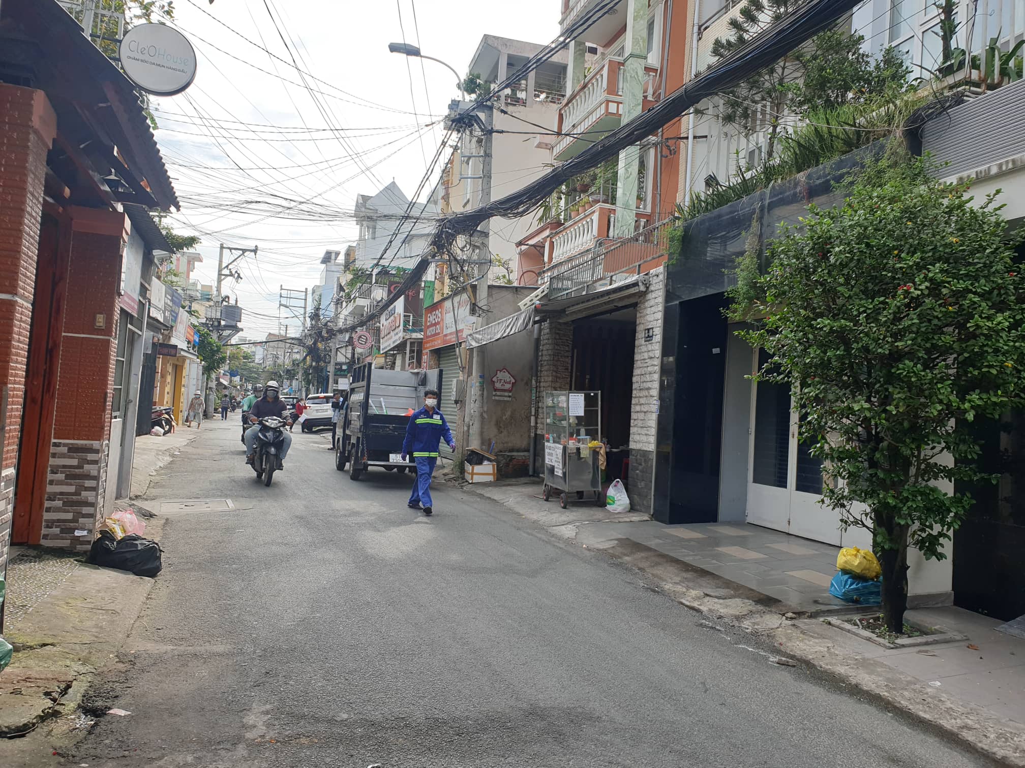 GIẢM sốc 1TỶ nhà HXH NGUYỄN ĐÌNH CHÍNH PHÚ NHUẬN- 44m2-2 Tầng