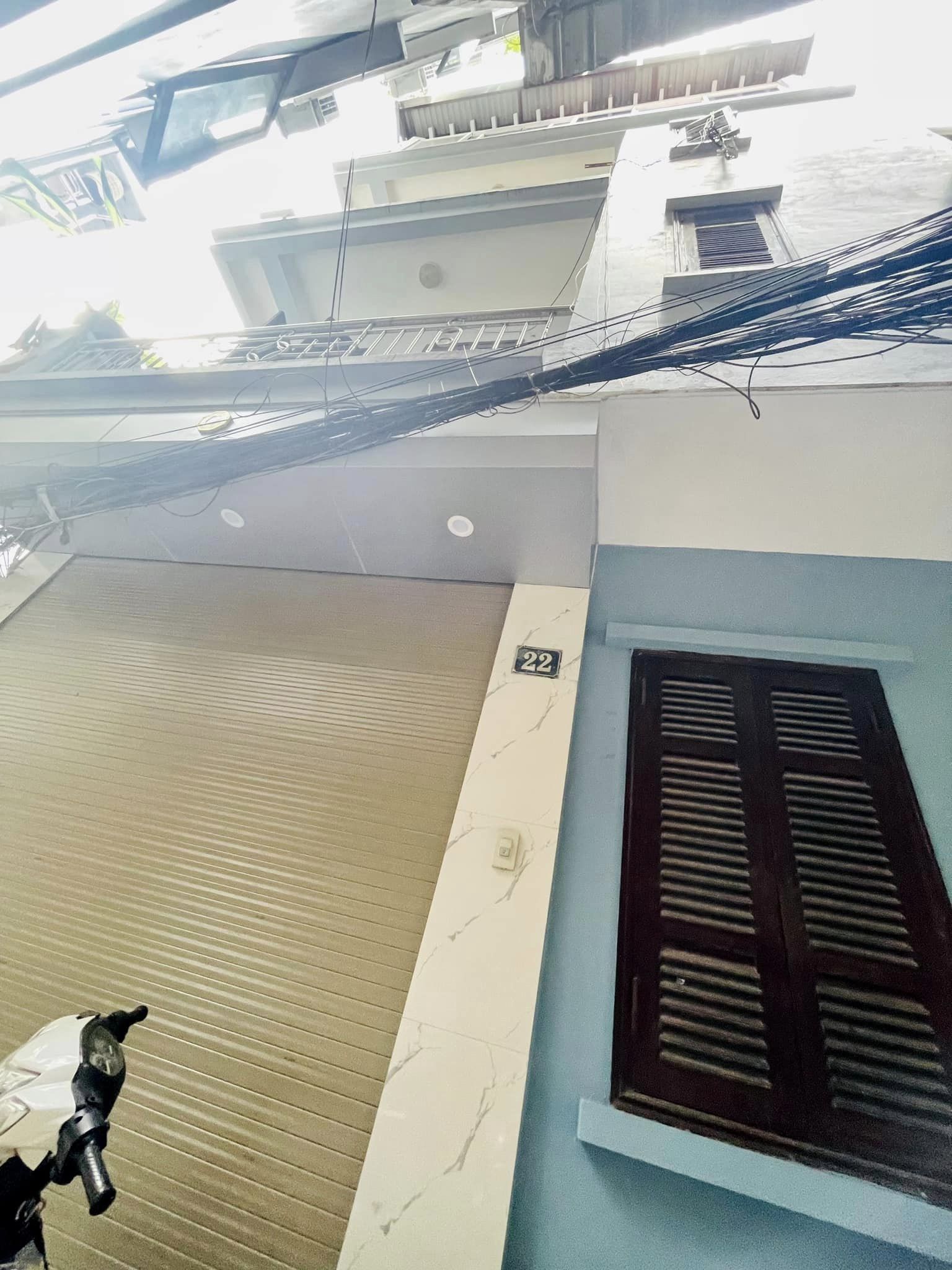 Bán nhà phố Trần Quý Cáp DT 33m 4 tầng mặt tiền rộng 5m giá 3,5 tỷ