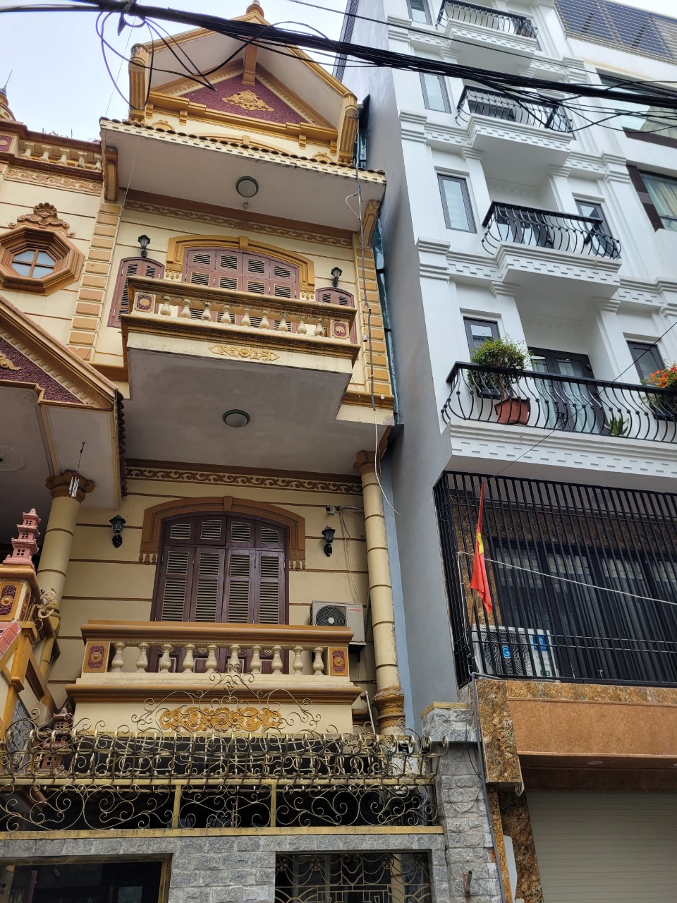 CẦN BÁN GẤP NHÀ NGÕ 152 HÀO NAM ĐỐNG ĐA NGÕ THÔNG TỨ TUNG