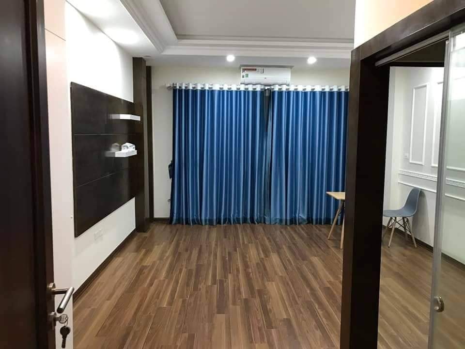 89m2