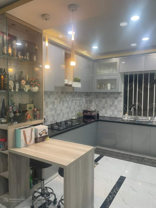 5 tầng - Đường Số 14 - Cư Xá Ngân Hàng - DTSD 240m2 - ô tô ngủ trong nhà