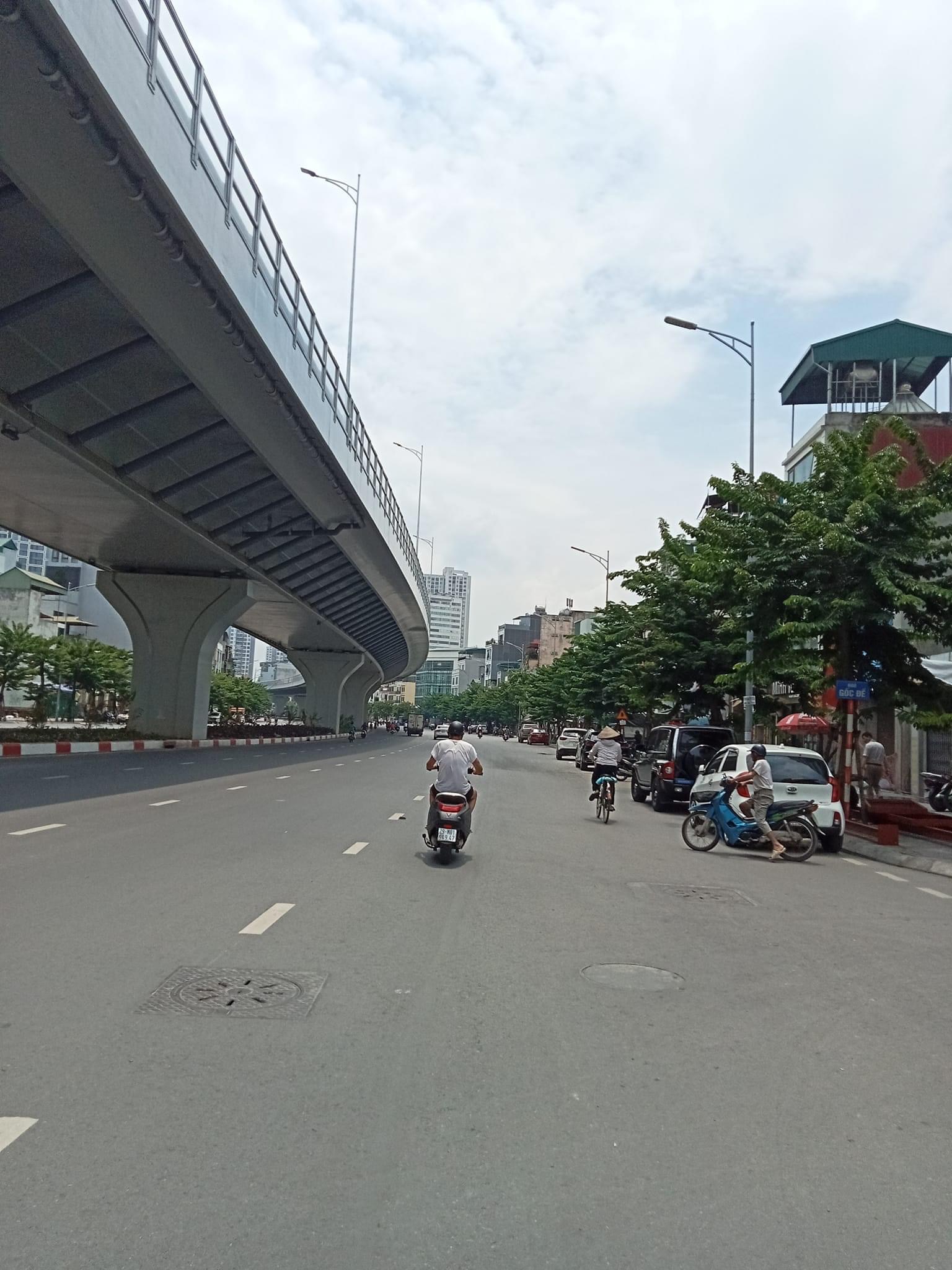 Mặt Phố Minh Khai 52M2 6T Thang Máy Kinh Doanh Đỉnh Giá 23 Tỷ.