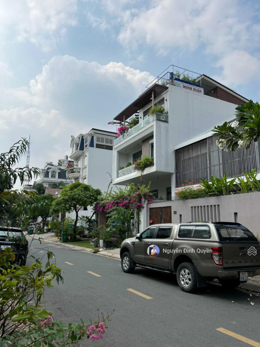 55 tỷ - sở hữu biệt thự hầm 3 lầu - DT: 10 x 20m - đường Cao Đức Lân - P. An Phú - Quận 2