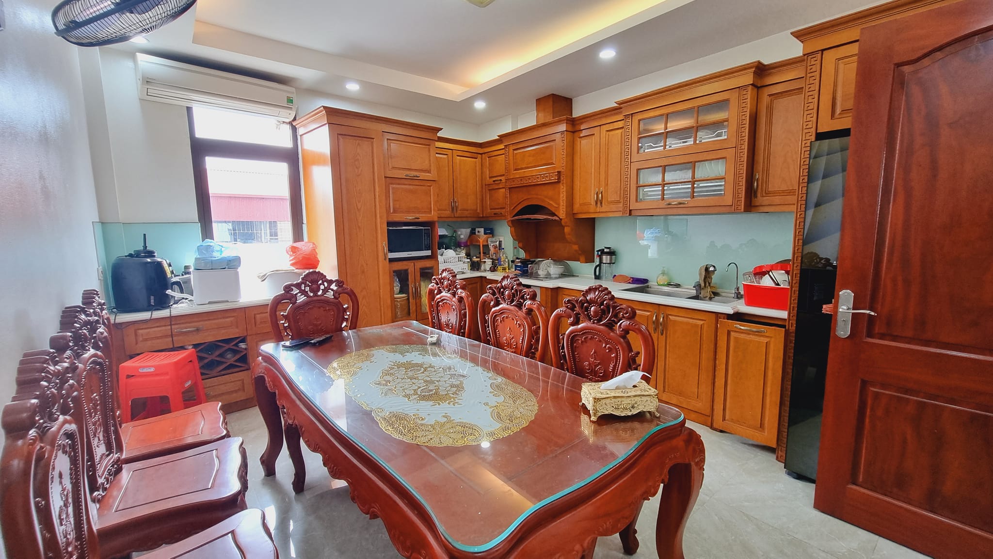 Bán nhà ngõ 56 Tứ Liên, Tây Hồ Nhà 5 tầng, Ở yên tĩnh, Nhà 5T 68m2 MT 4.5m 13.5 tỷ