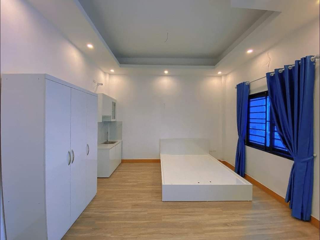 Nhà Vương Thừa Vũ 54m2, 5 tầng, 9PN, cho thuê 600 triệu/năm, giá 5.x tỷ.