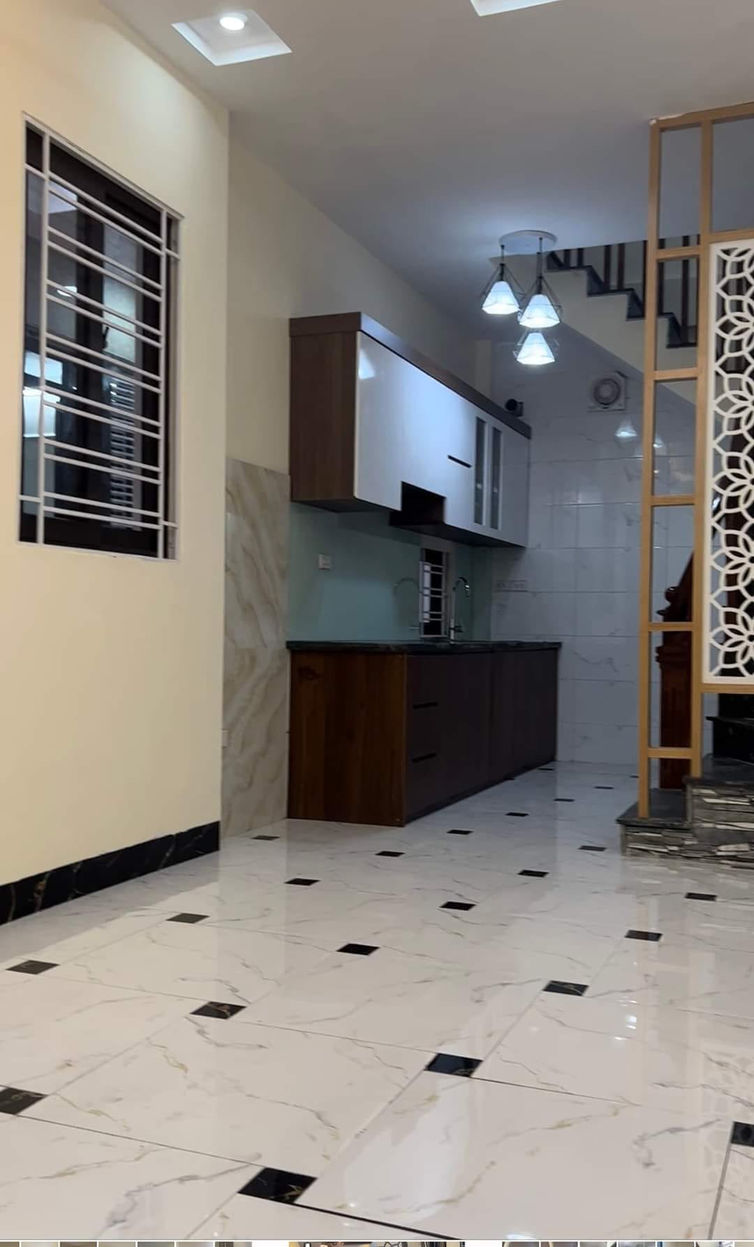 Bán nhà Linh đàm,view hồ,thoáng,mát,dt 35m2 x5T,mới,đẹp,ở luôn,giá rẻ 3.288 tỷ