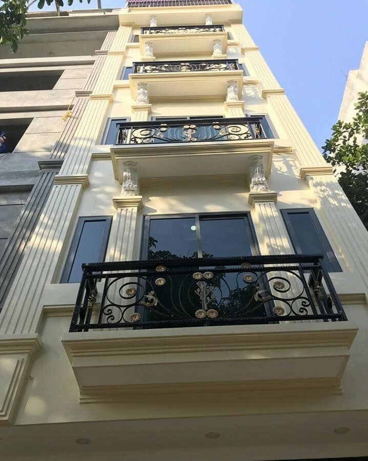 Nhà mới phố Chợ Khâm Thiên 24m2x5T, MT3,5m. View thoáng, gần phố.