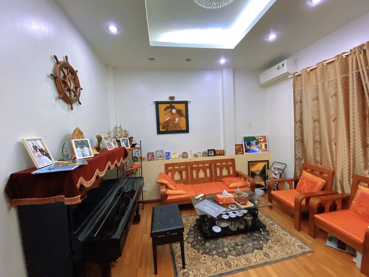 Bán nhà riêng Nguyễn Chí Thanh, Đống Đa-32m2x5T, mt4.2m, 2 mặt thoáng, ô tô, kinh doanh – 7.4 tỷ.