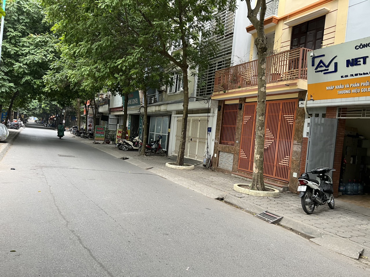 NGUYÊN CĂN PHÂN LÔ VỈA HÈ PHỐ HOÀNG CẦU ĐỐNG ĐA 50M GIÁ 16TR LH 0944645553