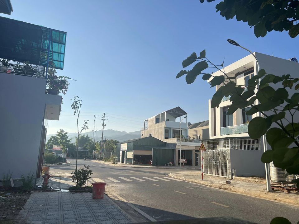 Bán nhà 2 tầng TĐC Khe Chít 1 phường Noong Bua, TP. ĐBP