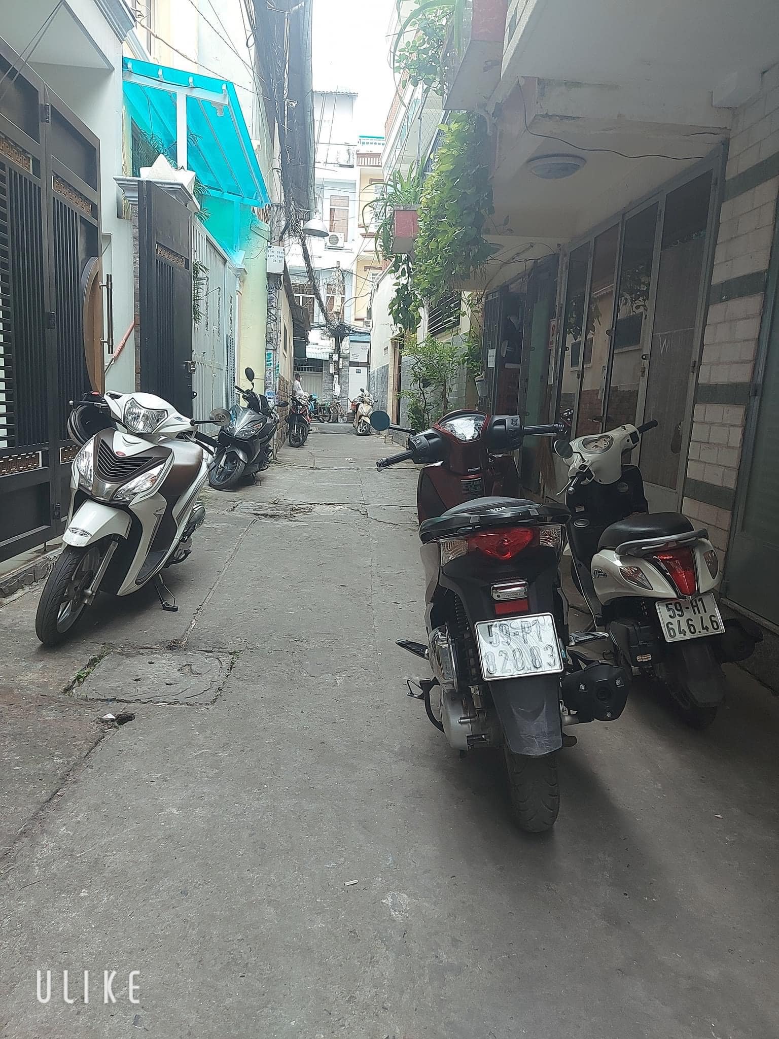 KHU VIP D2 - NGAY ĐẠI HỌC HUTECH - HẺM XE HƠI ĐỖ CỬA- 67M2- GIÁ CHỈ 6.99 TỶ