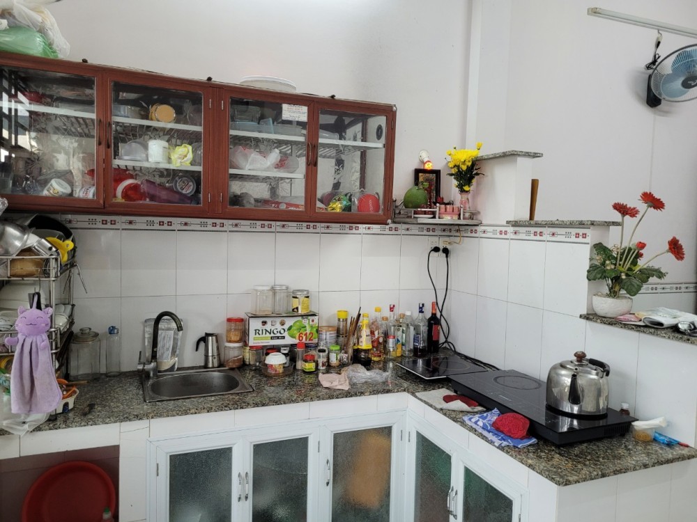 Bán nhà giáp TÂN PHÚ 59m2 (4x14.5m) 3PN, HẺM ÔTÔ THÔNG THẲNG nhỉnh 4 TỶ (TL)