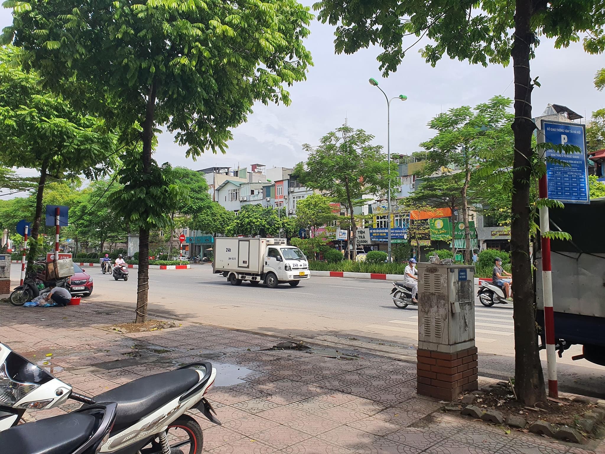 BÁN NHÀ MẶT PHỐ Ô CHỢ DỪA QUẬN ĐỐNG ĐA - 61M 3 TẦNG - 2 MẶT PHỐ VỈA HÈ 10M KINH DOANH ĐỈNH DÒNG TIỀN 35TR/THÁNG