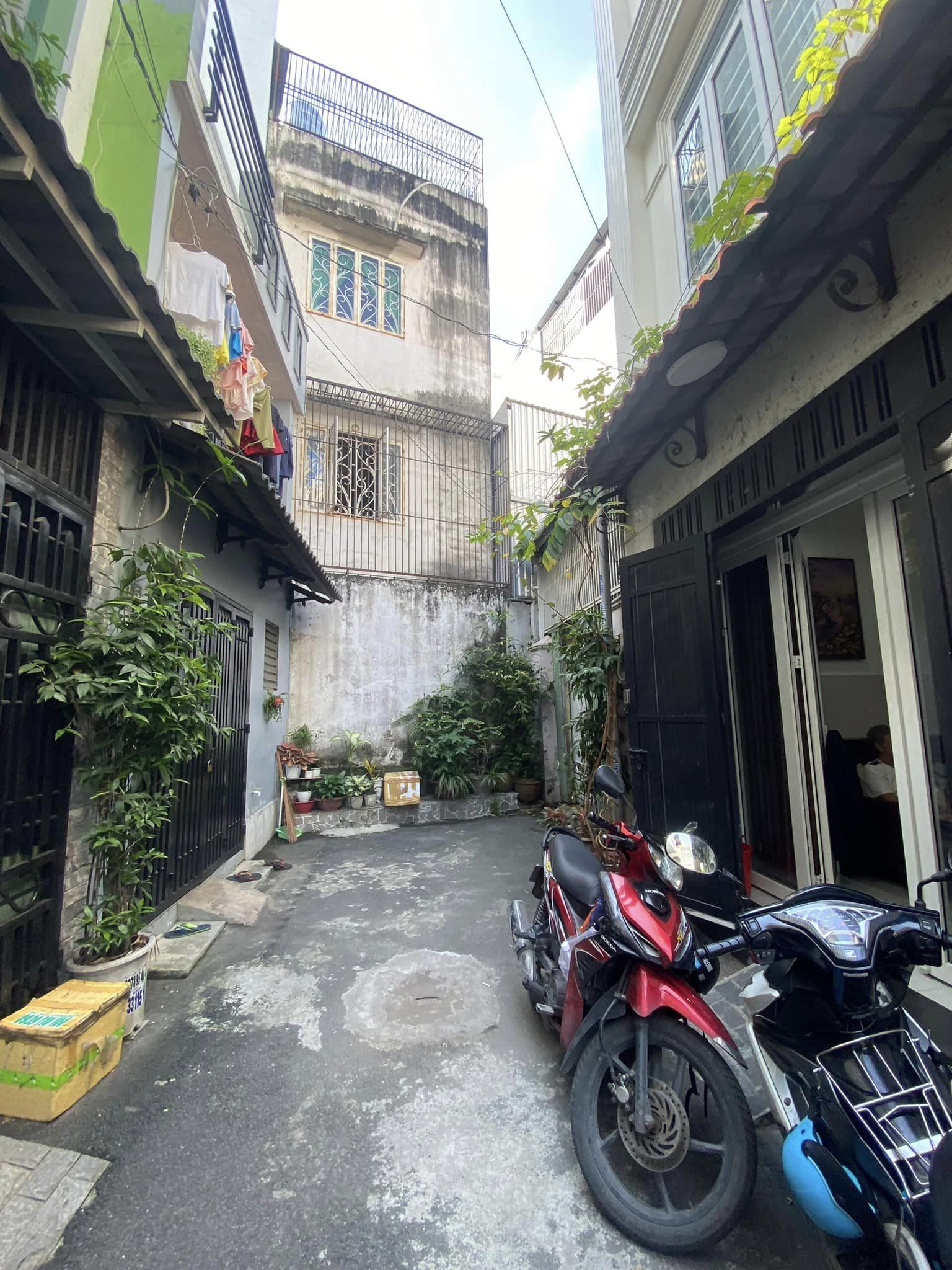 NHÀ ĐẸP TẶNG NỘI THẤT