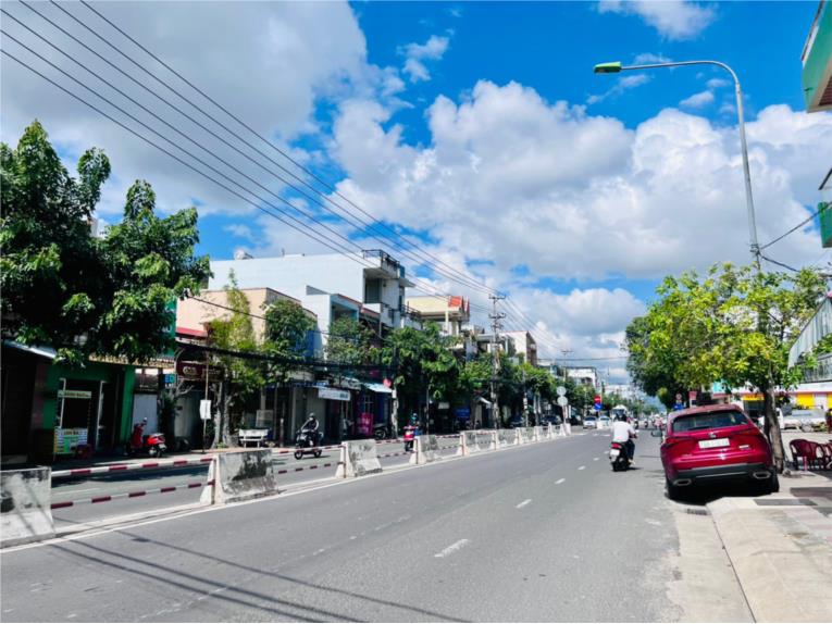 BÁN NHÀ CÓ 6 PHÒNG TRỌ -LÊ HỒNG PHONG - NHA TRANG 3 TỶ350tr