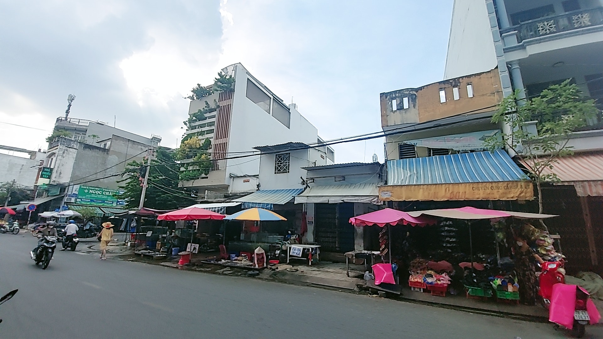 MẶT TIỀN CHỢ PHẠM VĂN BẠCH - VỊ TRÍ NGÃ TƯ ĐÔNG ĐÚC - CHÍNH CHỦ TỪ XƯA - SỔ VUÔNG ĐẸP