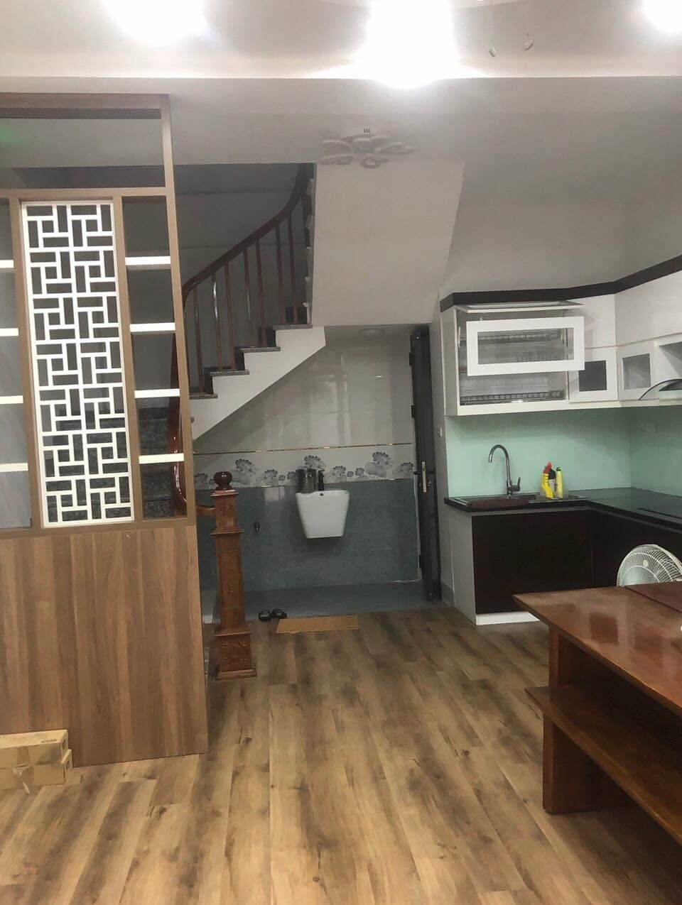 Mặt Phố - Nguyễn Công Hoan 38m x 5 tầng, giá 9.45 tỷ.