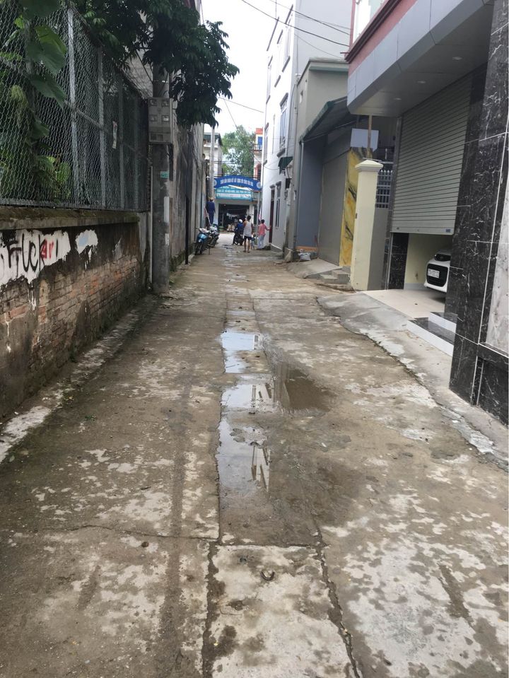 Cần tiền bán ô đất đẹp tại tổ 7, phường Nam Thanh