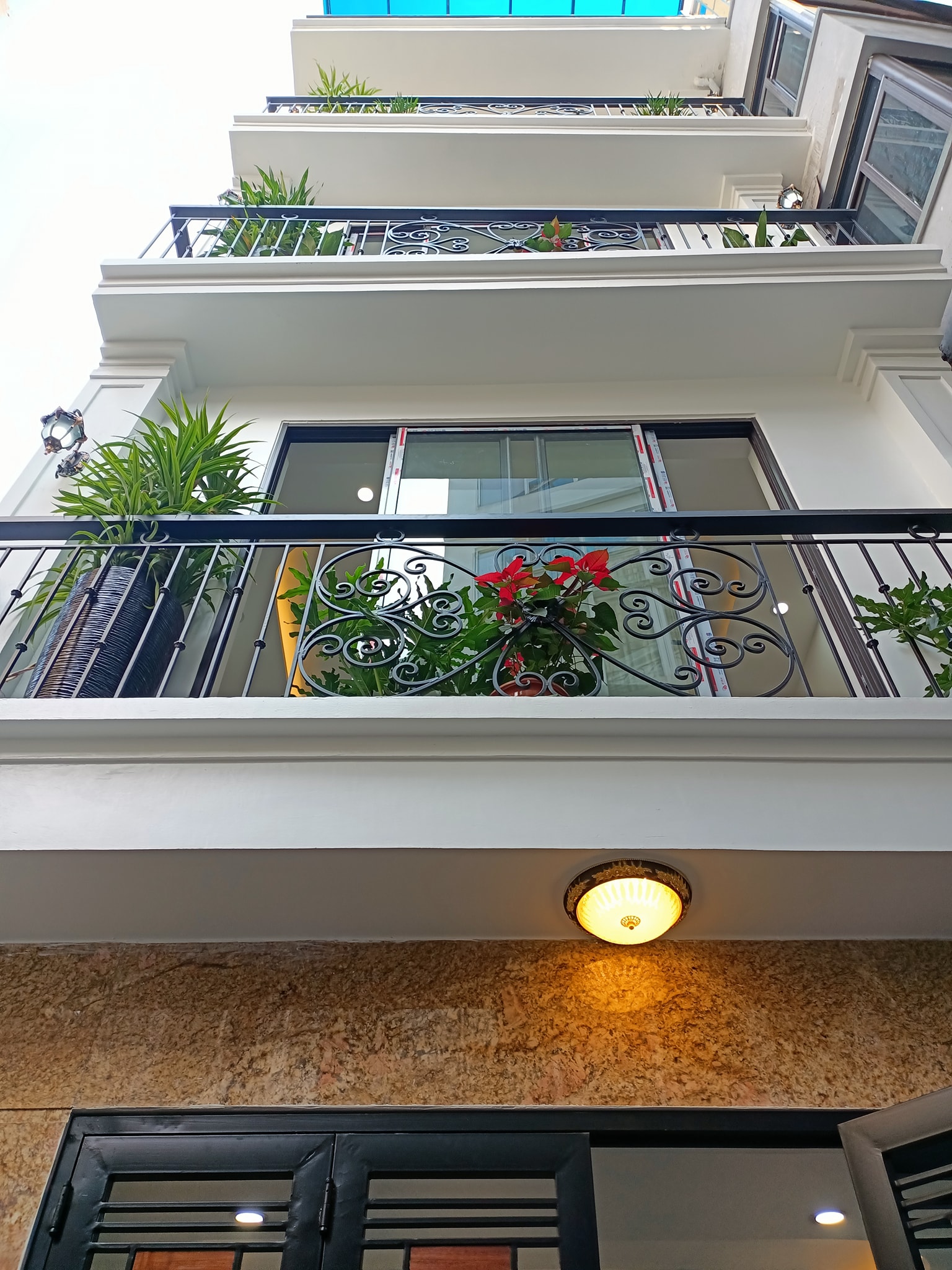 SIÊU PHẨM NHÀ ĐÓN TẾT NGUYỄN CHÍNH HOÀNG MAI 34m2 Ô TÔ ĐỖ CỬA SỔ VUÔNG CHỈ 3.7 TỶ