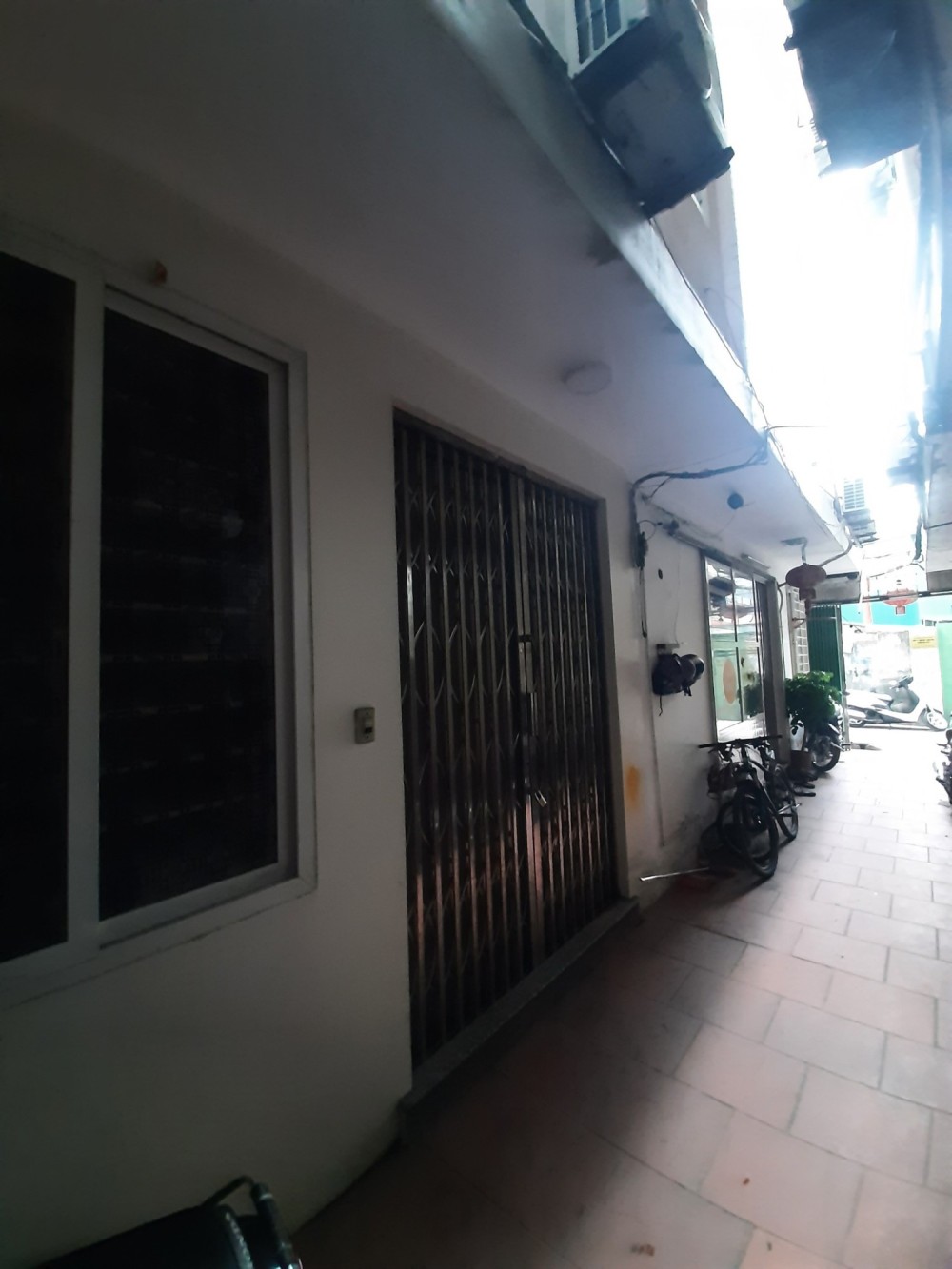 Bán nhà phố Ái Mộ - Long Biên 32m2 4t mt7,6 thoáng trước sau oto đỗ tại cửa 3,6 tỷ