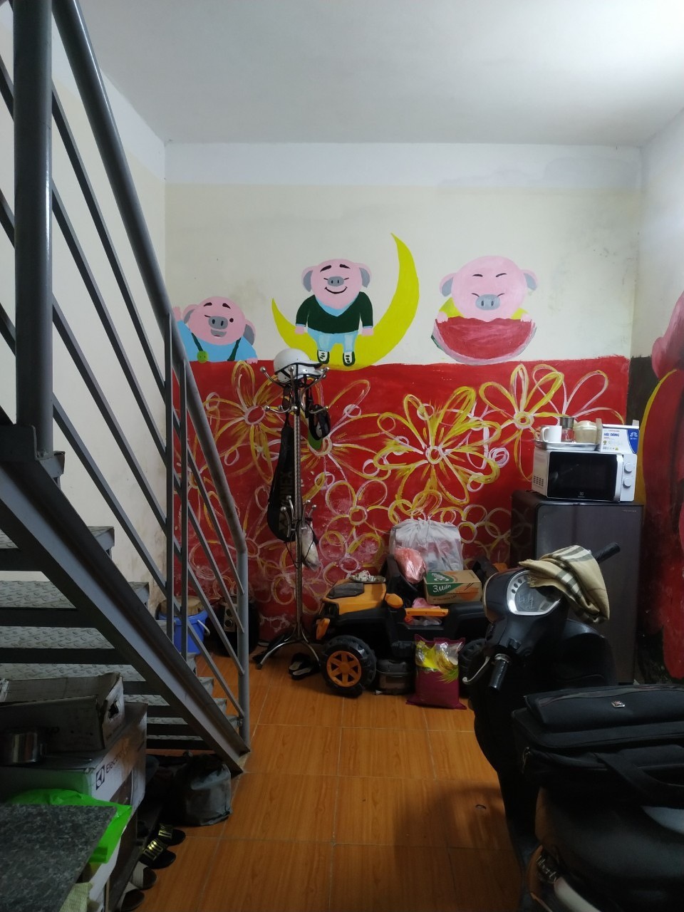 Bán nhà 4 tầng ngõ Thịnh Hào 3, 18m, chỉ 2.1 tỷ