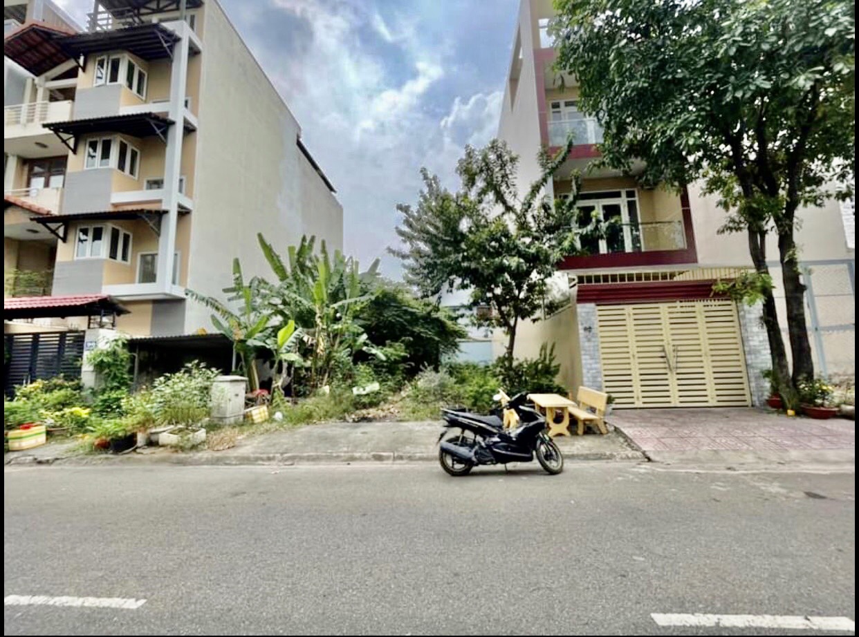 Cần bán đất MT Hoàng Quốc Việt, Q7, 80m2, CSHT hoàn thiện, sổ hồng riêng, xây tự do. Giá TT 2.3tỷ