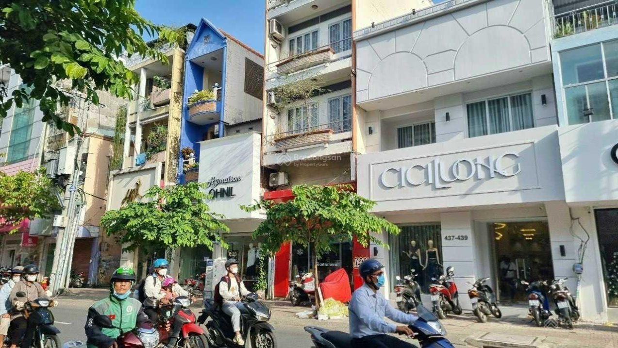 Áp lực Ngân hàng - Cần bán trước tết MT Hoàng Văn Thụ - 8x17m, 3 tầng, HĐ thuê 100tr/th - 32 tỷ