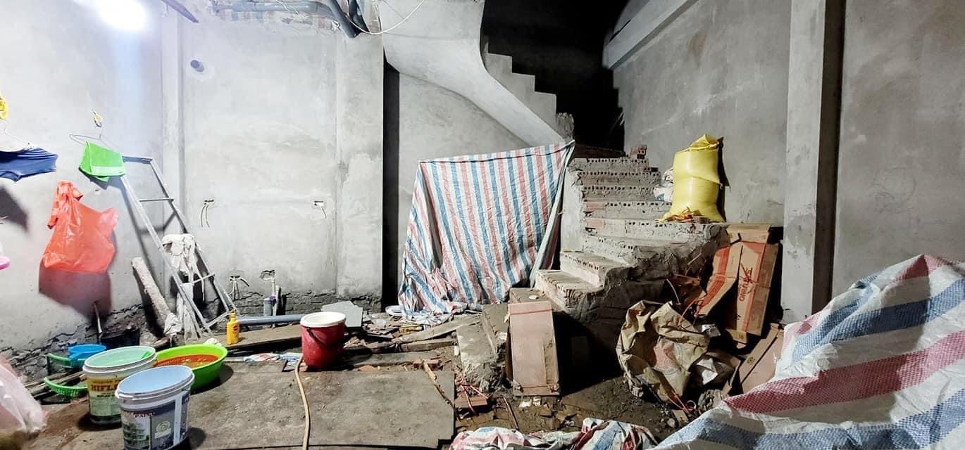 BÁN NHÀ NGÕ 132 CẦU GIẤY. NHÀ MỚI ĐÓN TẾT, NGÕ THÔNG RỘNG. 31m 5 tầng mt 4m GIÁ 4.9 tỷ.