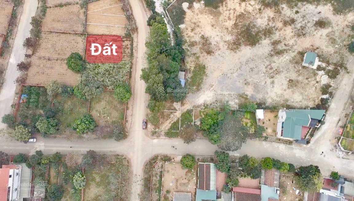 Bán 103m2 TĐC Vai Réo, 5 phút vào ĐHQG Hòa Lạc, 500m ra QL21 đường vào 15m, nhỉnh 2 tỷ: 0971 254 586