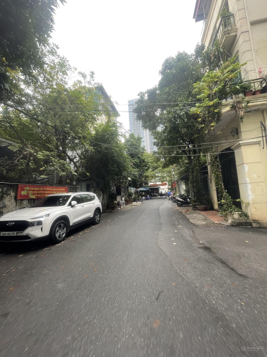 Bán 500m2 đất đường ô tô tránh, đầu tư kinh doanh phố Nguyễn Trãi mặt tiền 15m, giá 75 tỷ