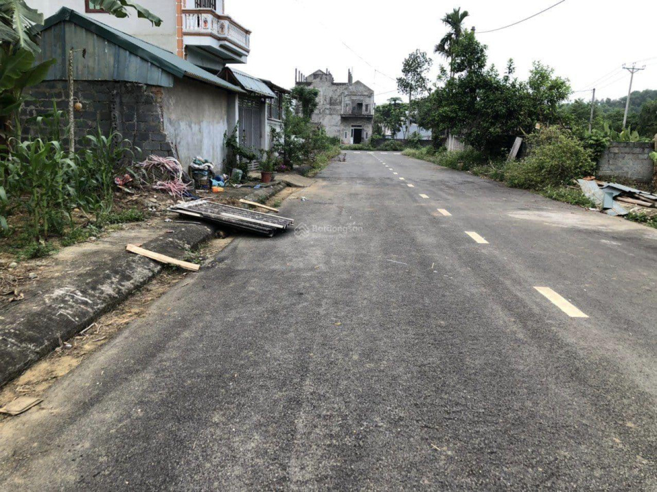 Bán 90m2 đất tái định cư Đồng Doi Ba Vì, vị trí đẹp, full đất ở, giá hơn 1 tỷ. LH 0866 990 503