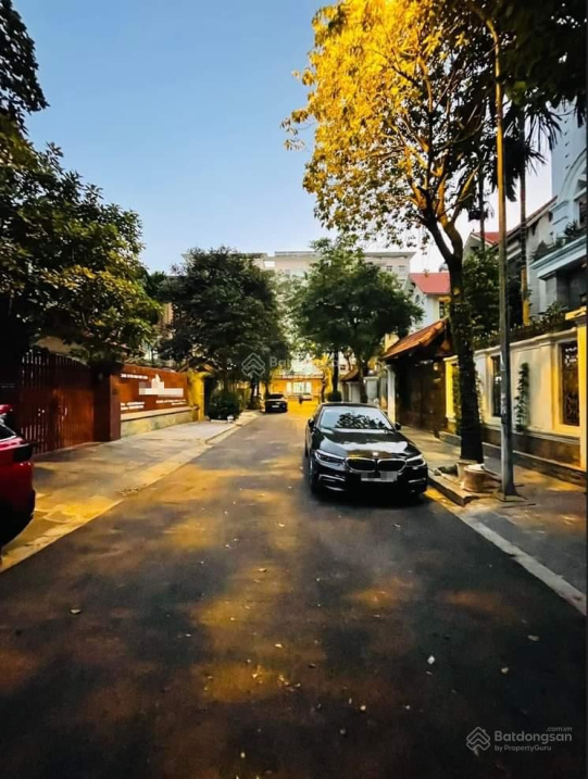 Bán LK nhà vườn khu đô thị mới Dịch Vọng - Khúc Thừa Dụ - Cầu Giấy - 99m2 - MT 6m - 30 tỷ