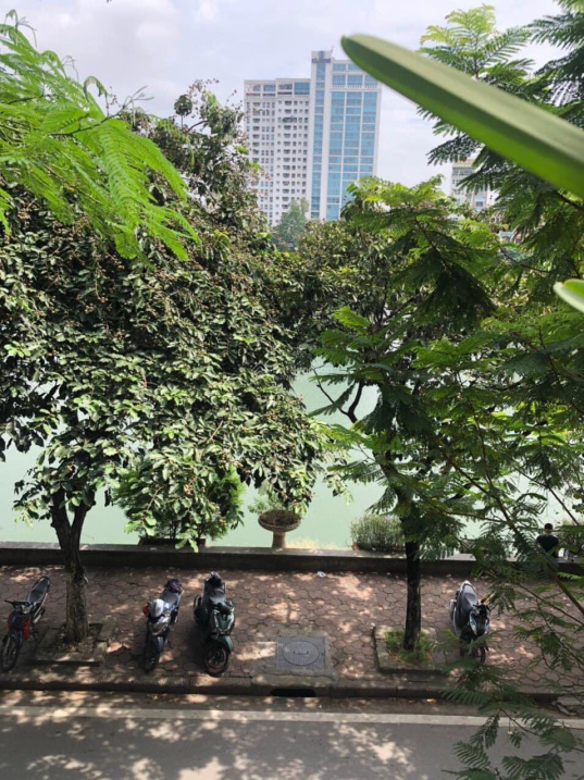 Bán Nhà Mặt Phố Hồ Đắc Di, 5 Tầng Kinh Doanh, Mt 5m,View Hồ Đắc Di, Vỉa Hè.Giá 24.5Tỷ.Quận Đống Đa.