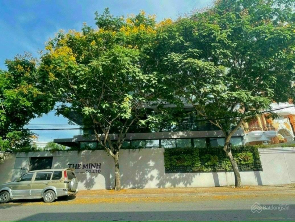 Bán biệt thự đường Mê Linh - Nguyễn Hữu Cảnh Q Bình Thạnh 13x19m 3 tầng giá 30 tỷ