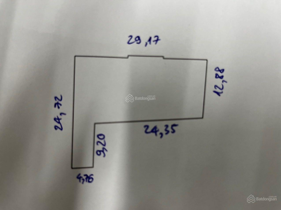 Bán biệt thự sân vườn quận 7, sát Lâm Văn Bền