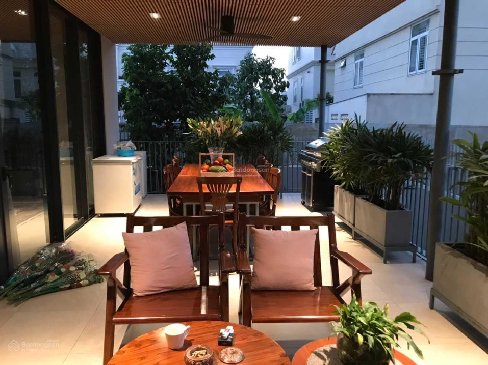 Bán biệt thự siêu vip đường Lương Định Của, p. Bình An, Quận 2, 24x21, 504m2, 4 lầu, giá 120 tỷ TL