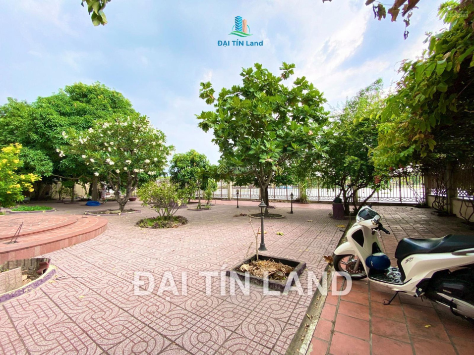Bán biệt thự ven sông 1300m2 đường Phạm Văn Đồng Hiệp Bình Chánh, Thủ Đức. Gần TTTM Gigamall