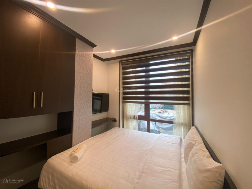 Bán căn hộ 7 tầng - 34 phòng - Ngõ 79 Cầu Giấy - HĐ thuê 180 tr/ tháng - 24.5 tỷ