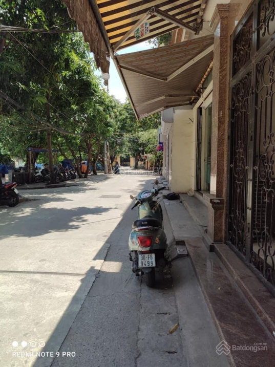 Bán đất phố Đào Tấn, Ba Đình 110m2 mặt tiền rộng 8m cách phố 15m, đường rộng oto, kinh doanh