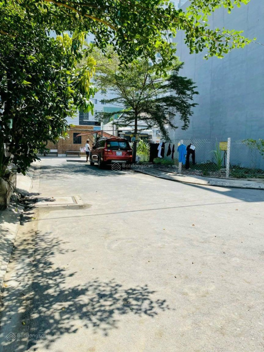 Bán đất sổ đỏ hẻm 2581 cách đường Huỳnh Tấn Phát 82.5m2 giá 4,5 tỷ ngay dự án Amelie. LH 0909 519 399