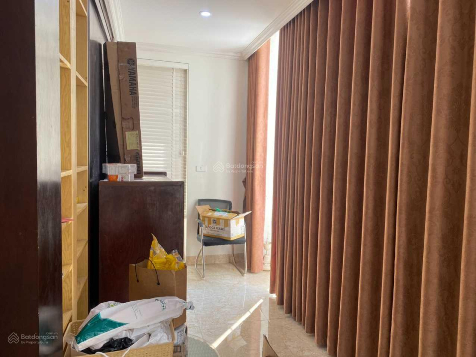 Bán đất tặng nhà 5 tầng! Khu Phân lô Duy Tân - Trần Thái Tông - 120m2 - giá: 236tr/m2 - MT: 5m