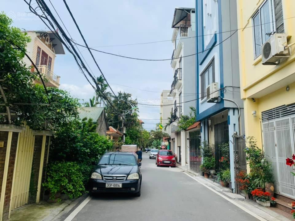 Bán gấp 89m2 đất khu A38 Tư Đình, Cổ Linh đường nhựa 6m, 2 ô tô tránh, KD - 9 tỷ