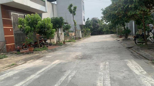 Bán gấp đất thổ 81.5m2 Trịnh Như Khuê, Bình Chánh, gần bến xe Miền Tây