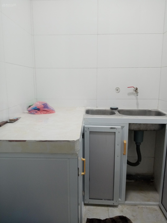 Bán gấp nhà 80 Hoàng Đạo Thành, nhỏ xinh, ở ngay giá chỉ 1,35 tỷ