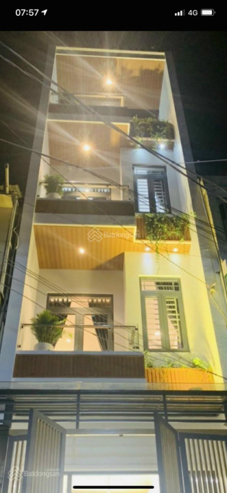 Bán gấp nhà mới siêu đẹp Cách Mạng Tháng Tám, P. 5, Q. Tân Bình. DT: 4x15m. Giá cực rẻ 12.9 tỷ