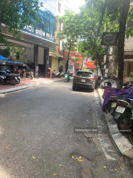 Bán gấp phân lô ngõ 183 Hoàng Văn Thái sát chung cư 68.2m2*mặt tiền khủng 5m cực hiếm 10.7 tỷ