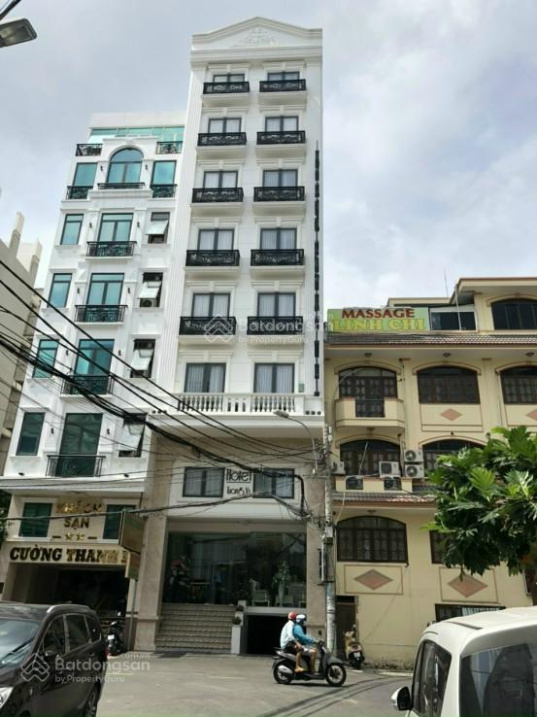 Bán gấp tòa nhà tiền đường 3/2, Phường 12, Quận 10. DT 8x21m hầm 9 tầng