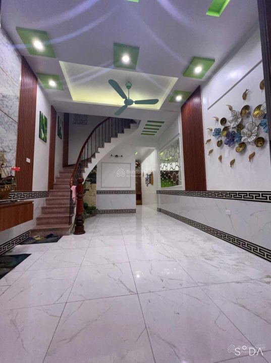 Bán gấp trước tết! DT 75m2*5T, MT 4.25m. Nhà đẹp ở ngay, full NT cao cấp